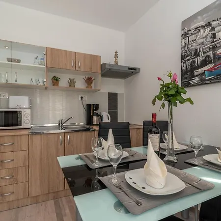 Bruna Apartamento