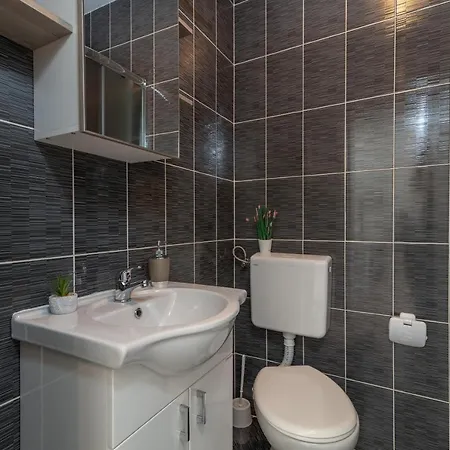 Bruna Apartment